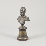 1738 8435 SCULPTURE